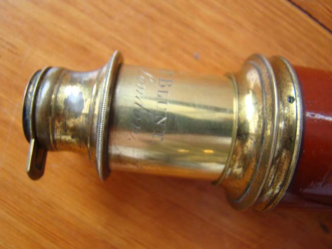 A fine 18th century spyglass made circa 1785 by Thomas Blunt, Royal Instrument Maker to His Majesty, King George III — image 2